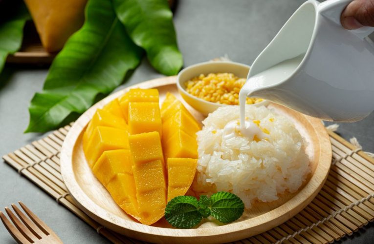 Wisata Rasa Unik Mencicipi Street Food Populer Di Bangkok